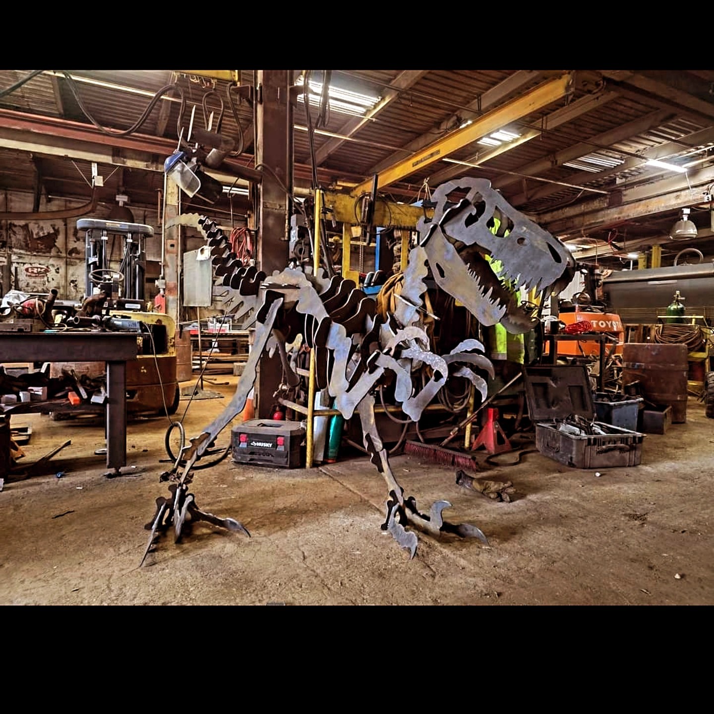 Velociraptor in the workshop